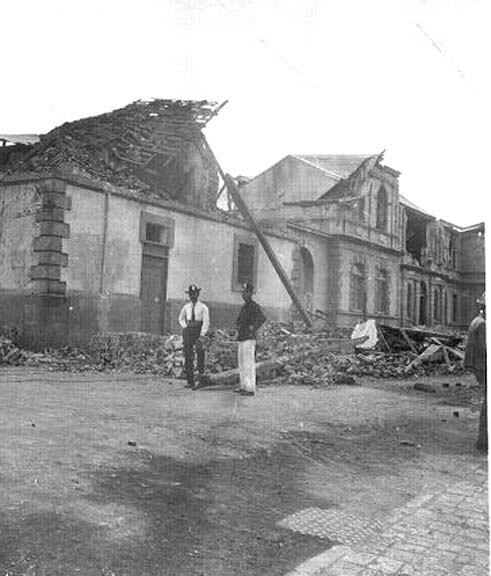 Destrucción de Cartago por el terremoto del 31 de abril de 1910.