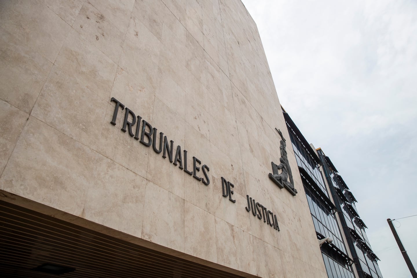 Jueza de ejecución de la pena sufre brutal ataque cerca de su casa