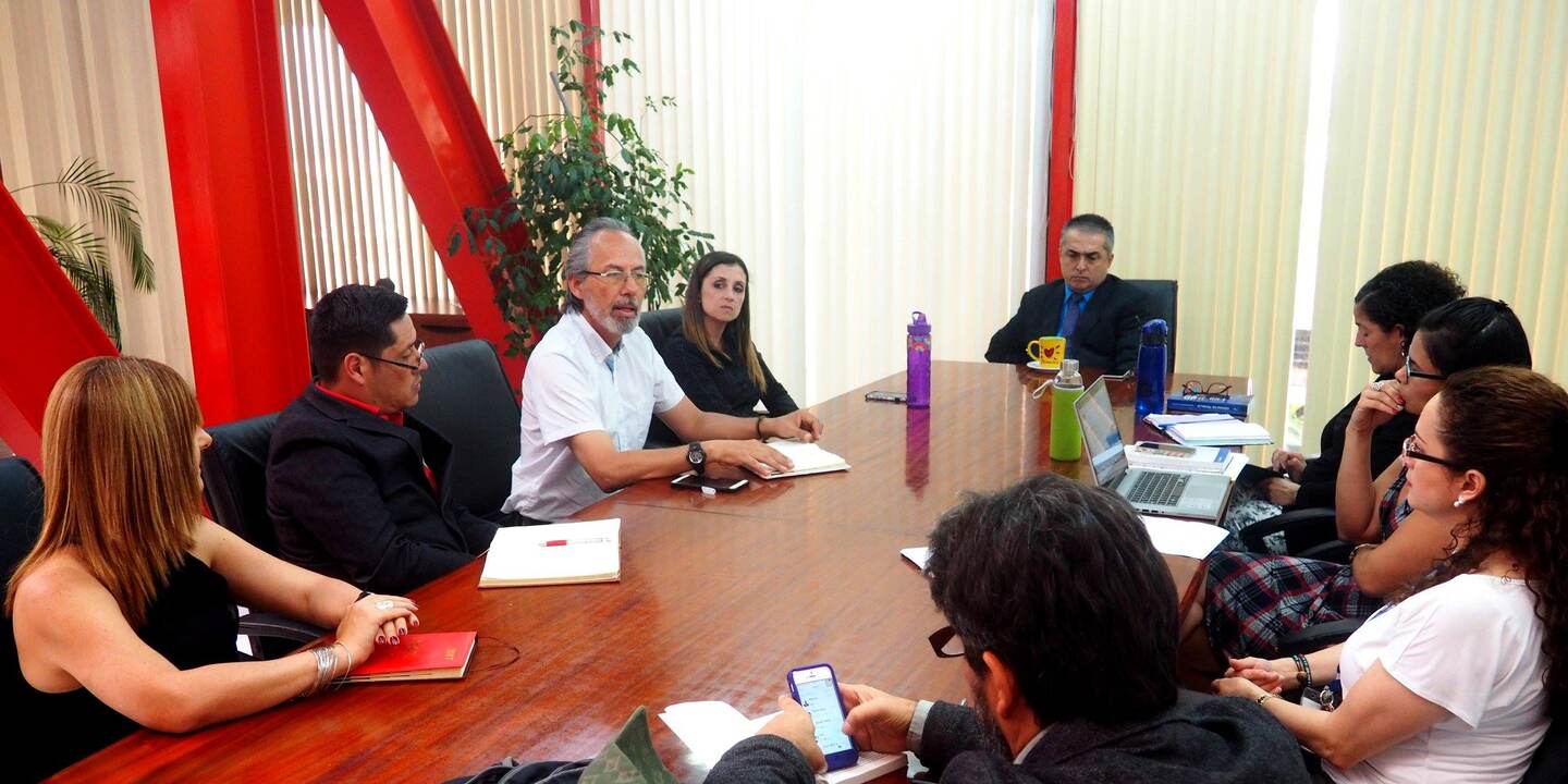 A la reunión convocada por en el Ministerio de Trabajo el jueves, solo llegaron dirigentes del APSE.
