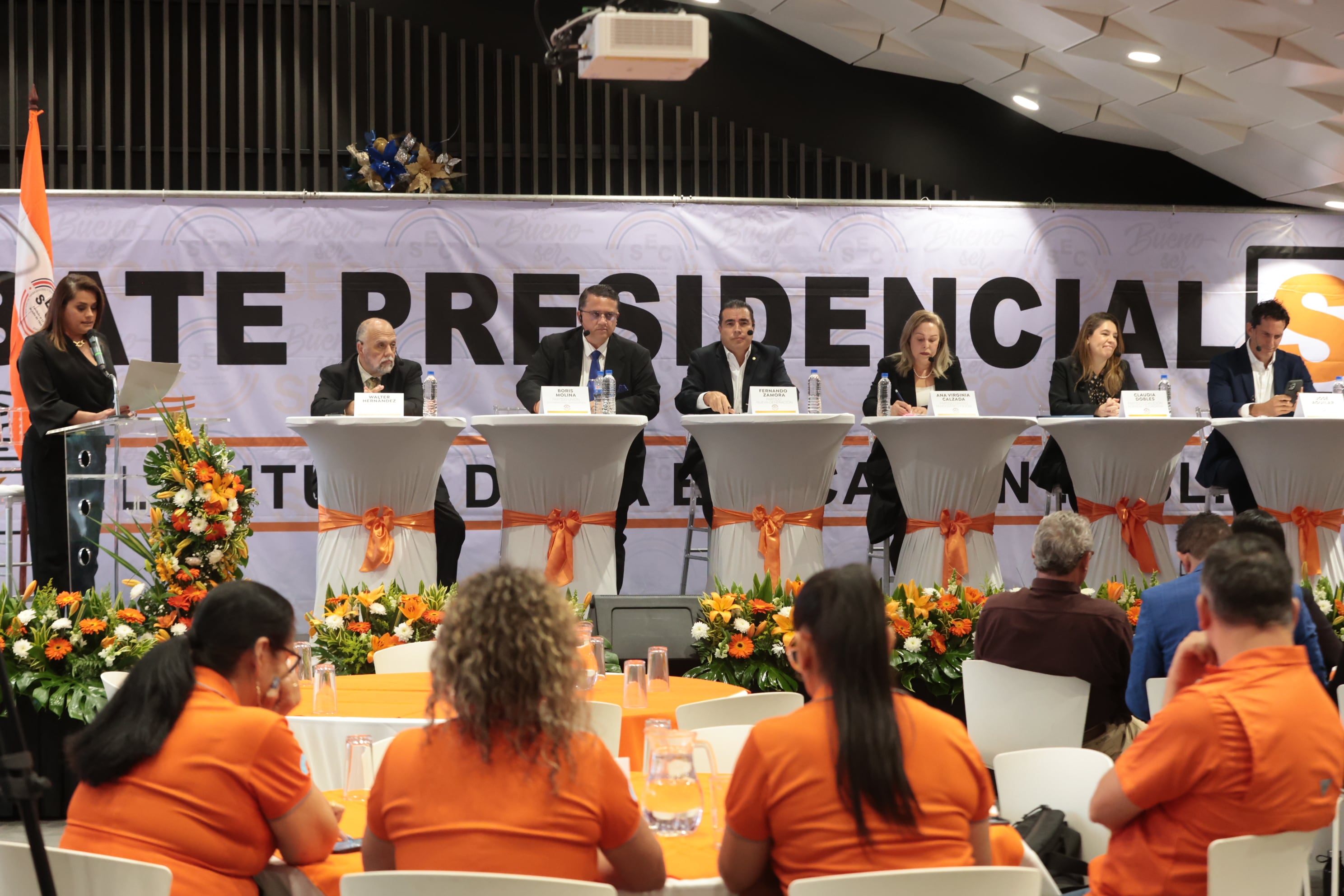 Debate de candidatos presidenciales sobre el futuro de la educación