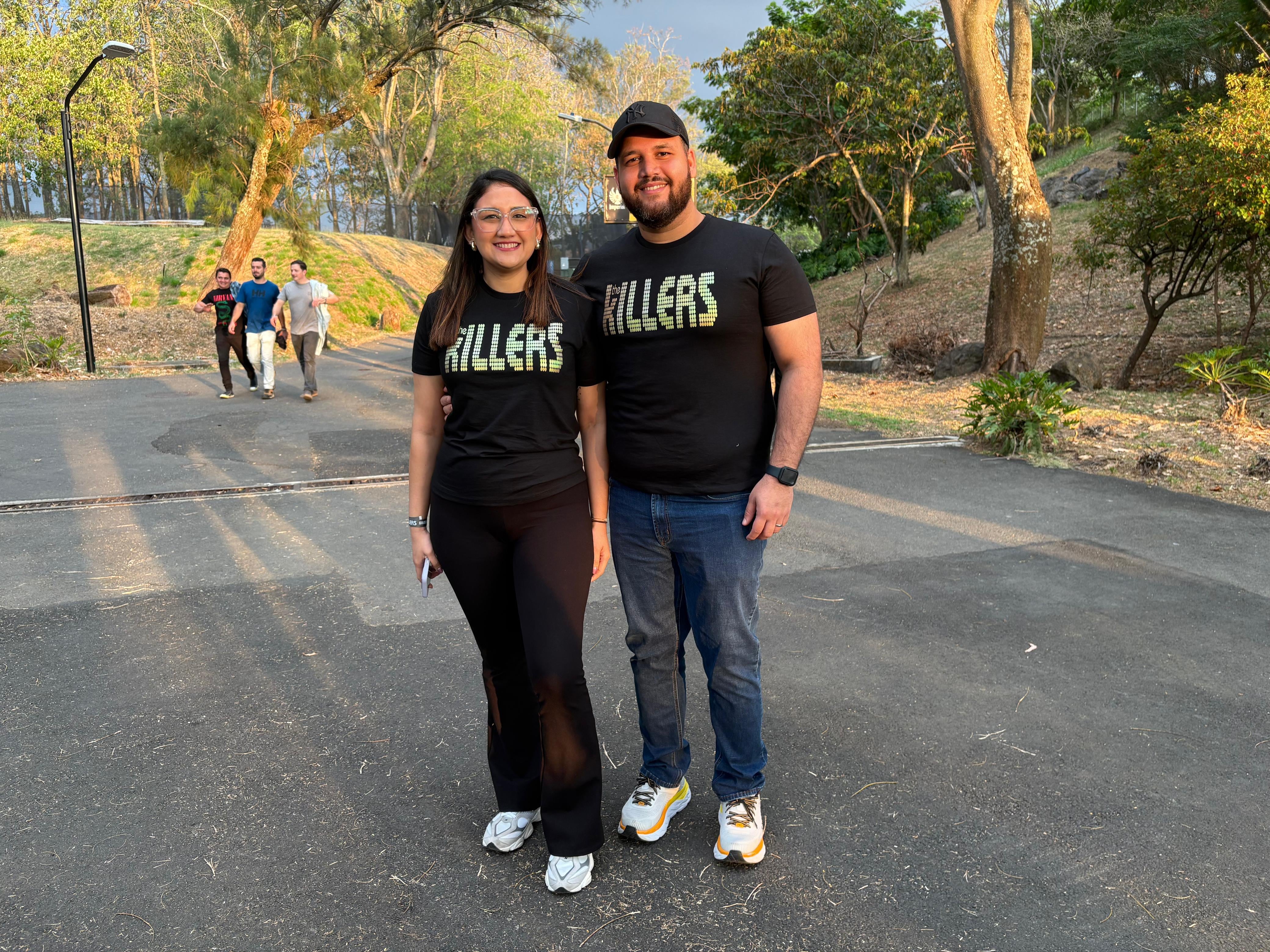 Una pareja hondureña viajó desde su país exclusivamente a Costa Rica para el concierto de The Killers. Su canción más esperada era 'Just another girl' la cual pudieron disfrutar durante el concierto.