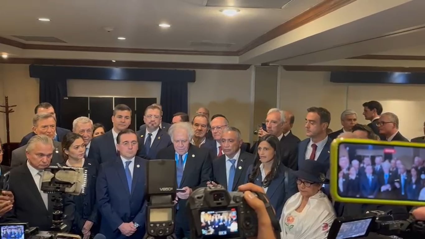 Declaración de presidentes, cancilleres y órganos multilaterales en favor de Bernardo Arévalo.