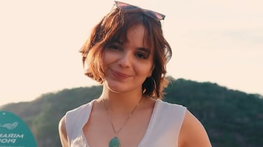 Madre de influencer da serio mensaje por violentas amenazas contra ella y su hija tras elecciones: ‘No es bonito ver la lapidación’