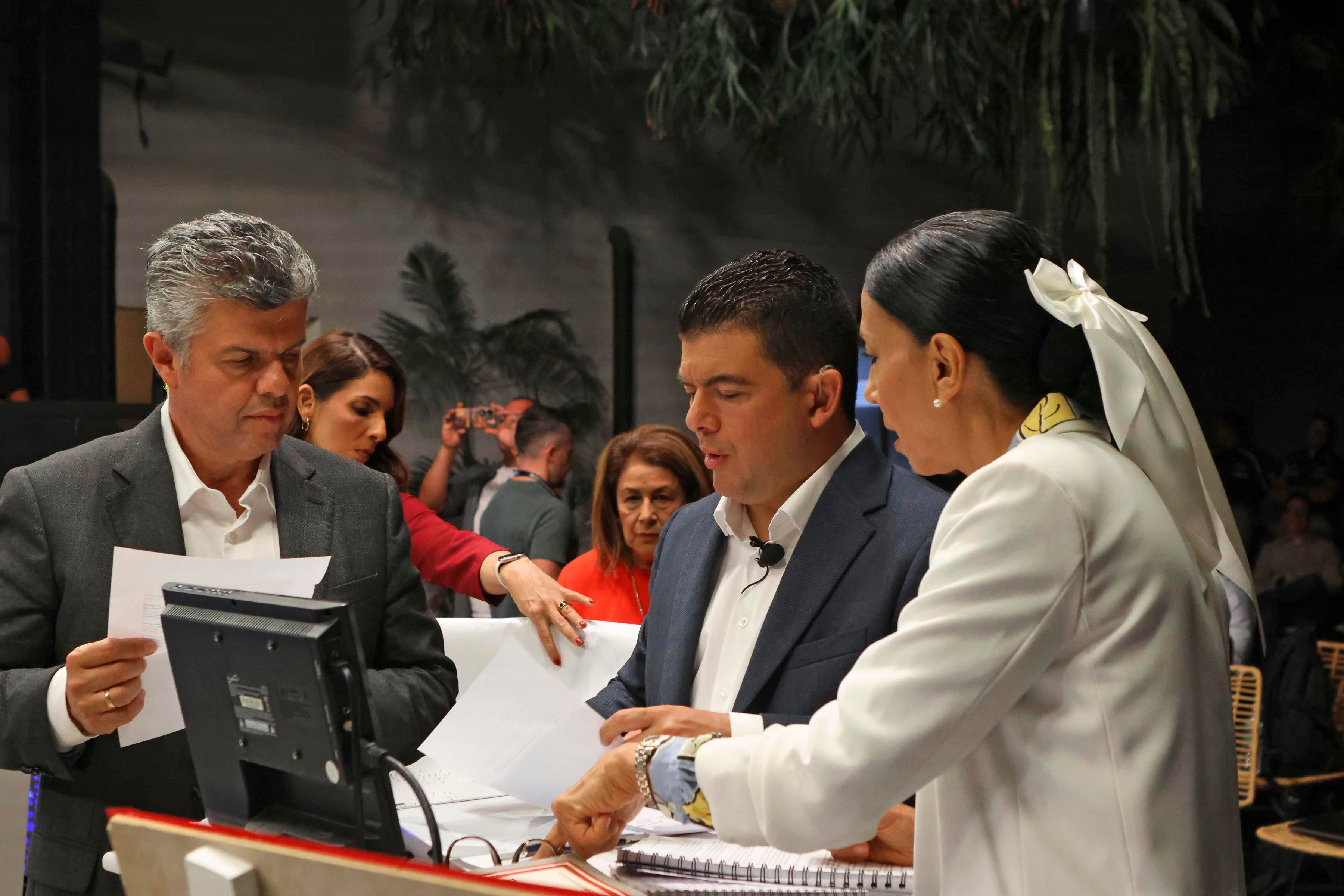 Debate Se Busca Presidente