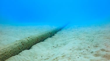 Fin de una era: el cable que hizo posible la conexión a Internet global está siendo recuperado del fondo del mar