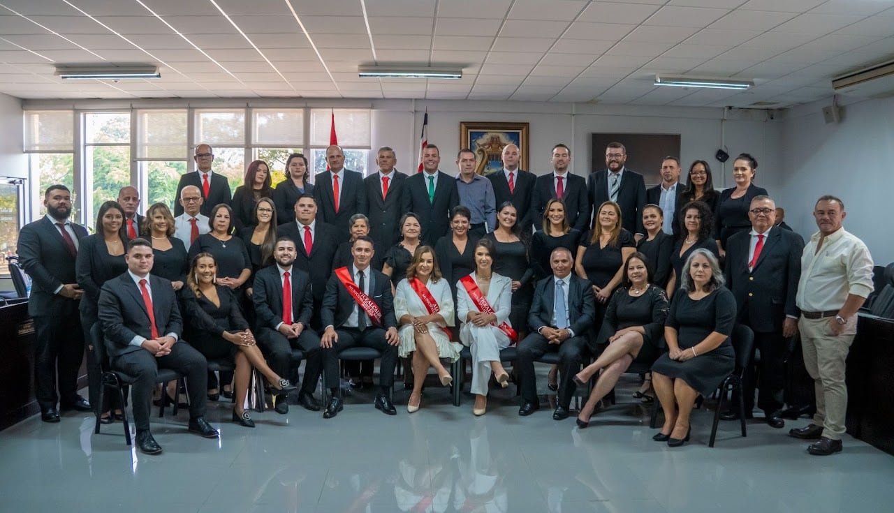 Integrantes del Concejo Municipal y de la Alcaldía de San Ramón.