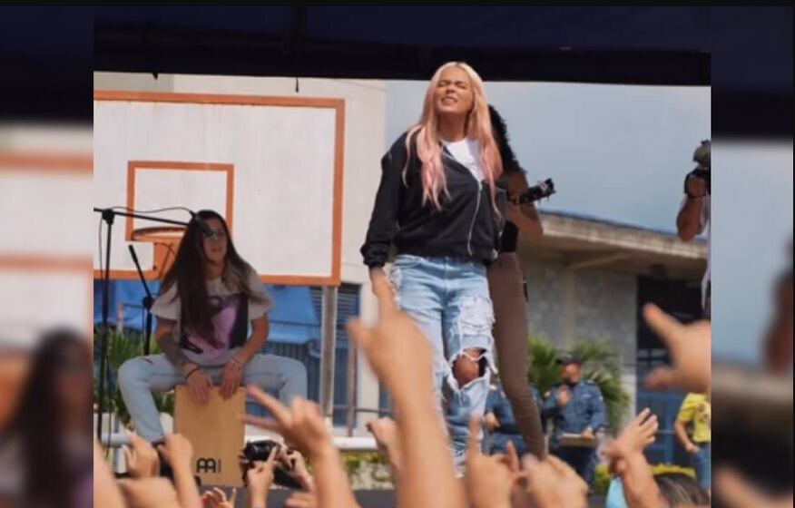 Karol G concierto en una cárcel