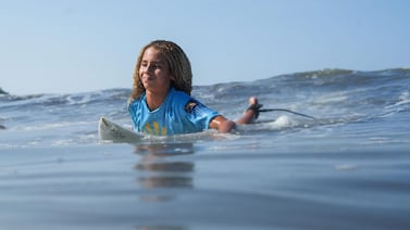 Con solo 12 años defiende el liderato en tres categorías del Circuito Nacional del Surf