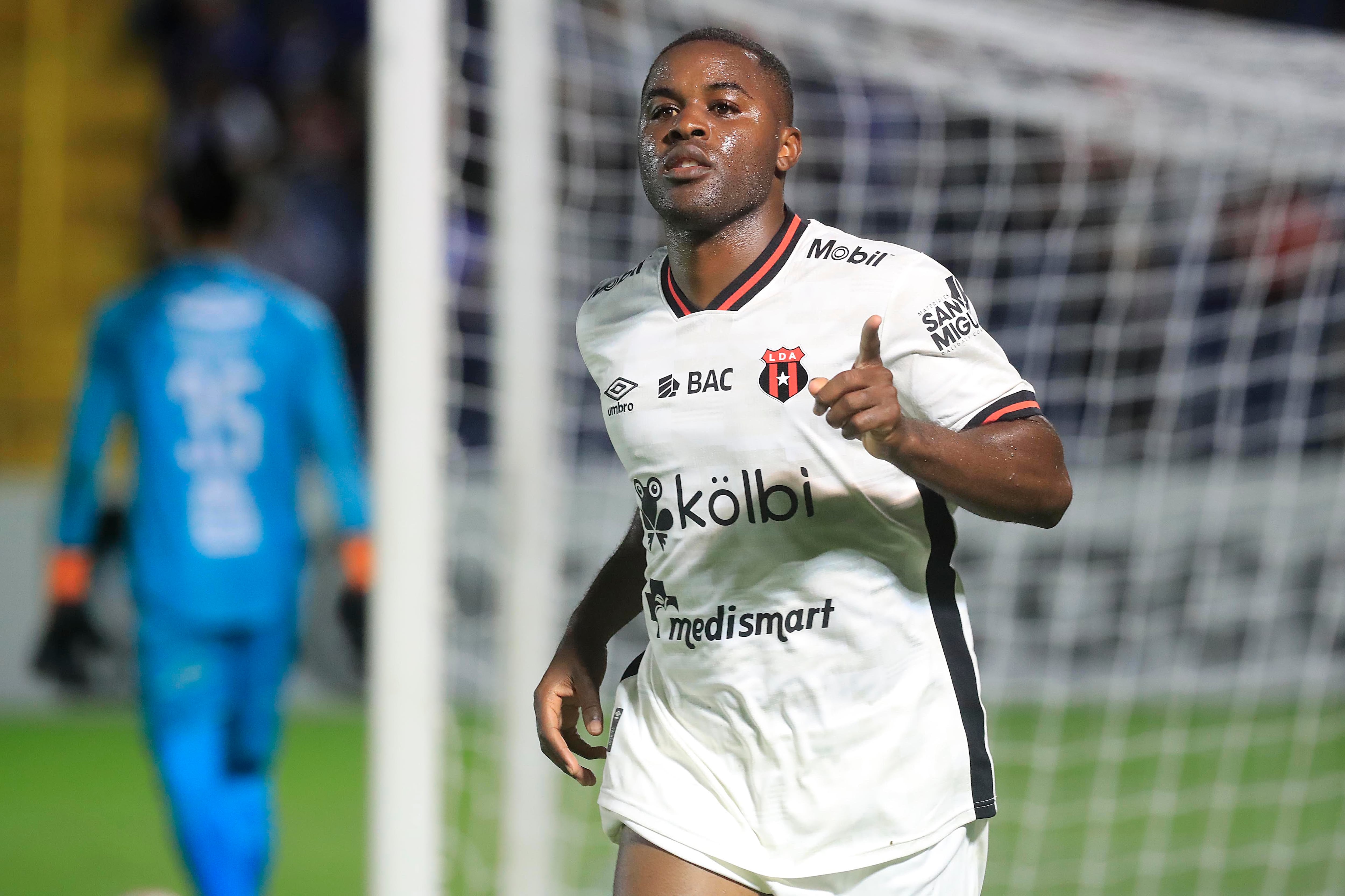 28/09/2023 Estadio Fello Meza, Cartago. El Club Sport Cartaginés recibió a la Liga Deportiva Alajuelense, en partido de la ida de los cuartos de final de la Copa Centroamericana de CONCACAF.