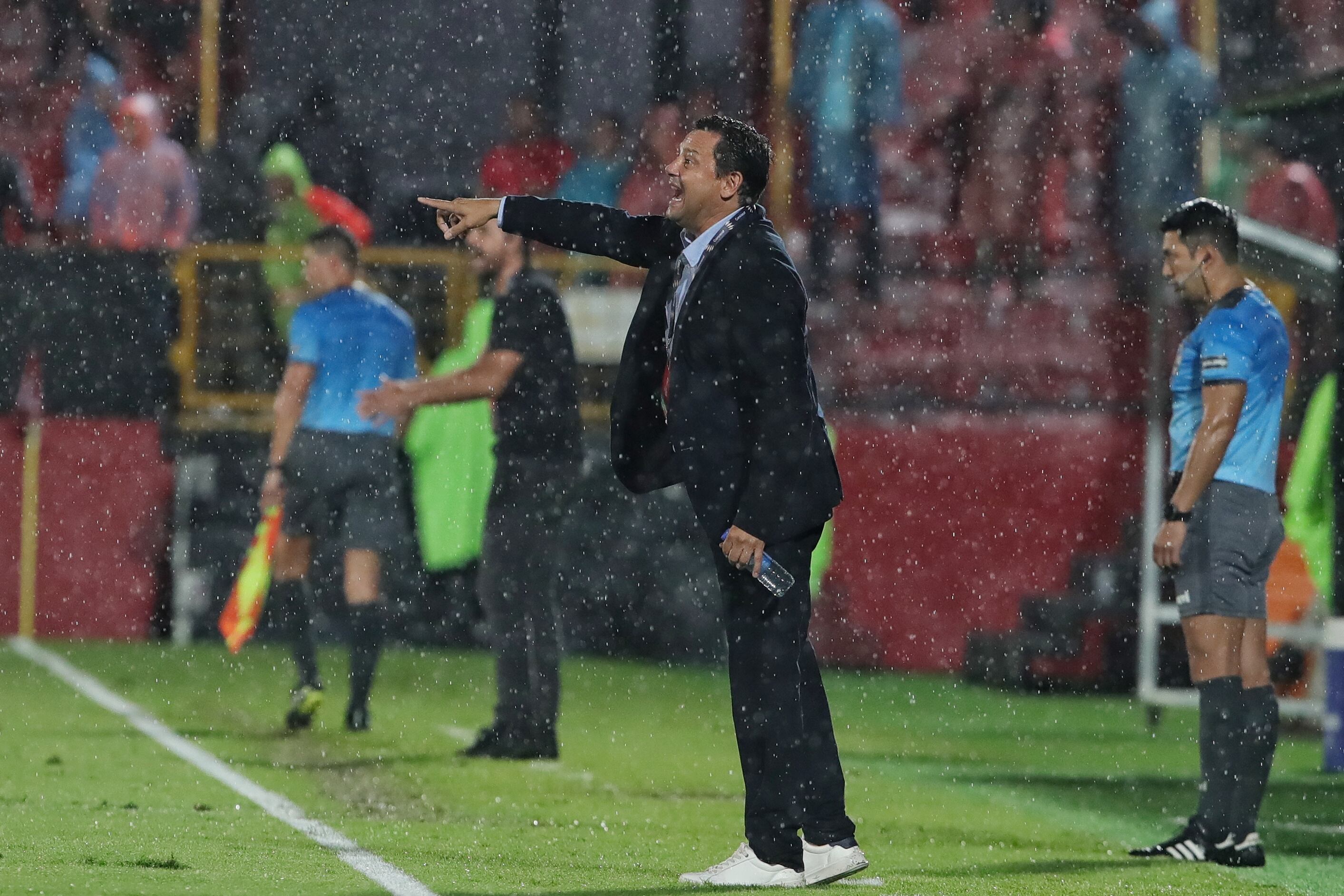 01/11/2023/ Juego entre Liga Deportiva Alajuelense vs Club Sport Herediano por el partido de vuelta de la la copa centroamericana de CONCACAF en el estadio Alejandro Morera Soto / Foto John Durán