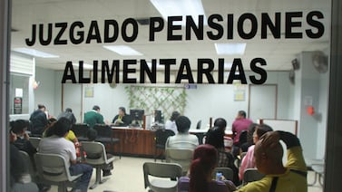 Universitaria impresionó a juzgado cuando su padre intentó dejarla sin pensión