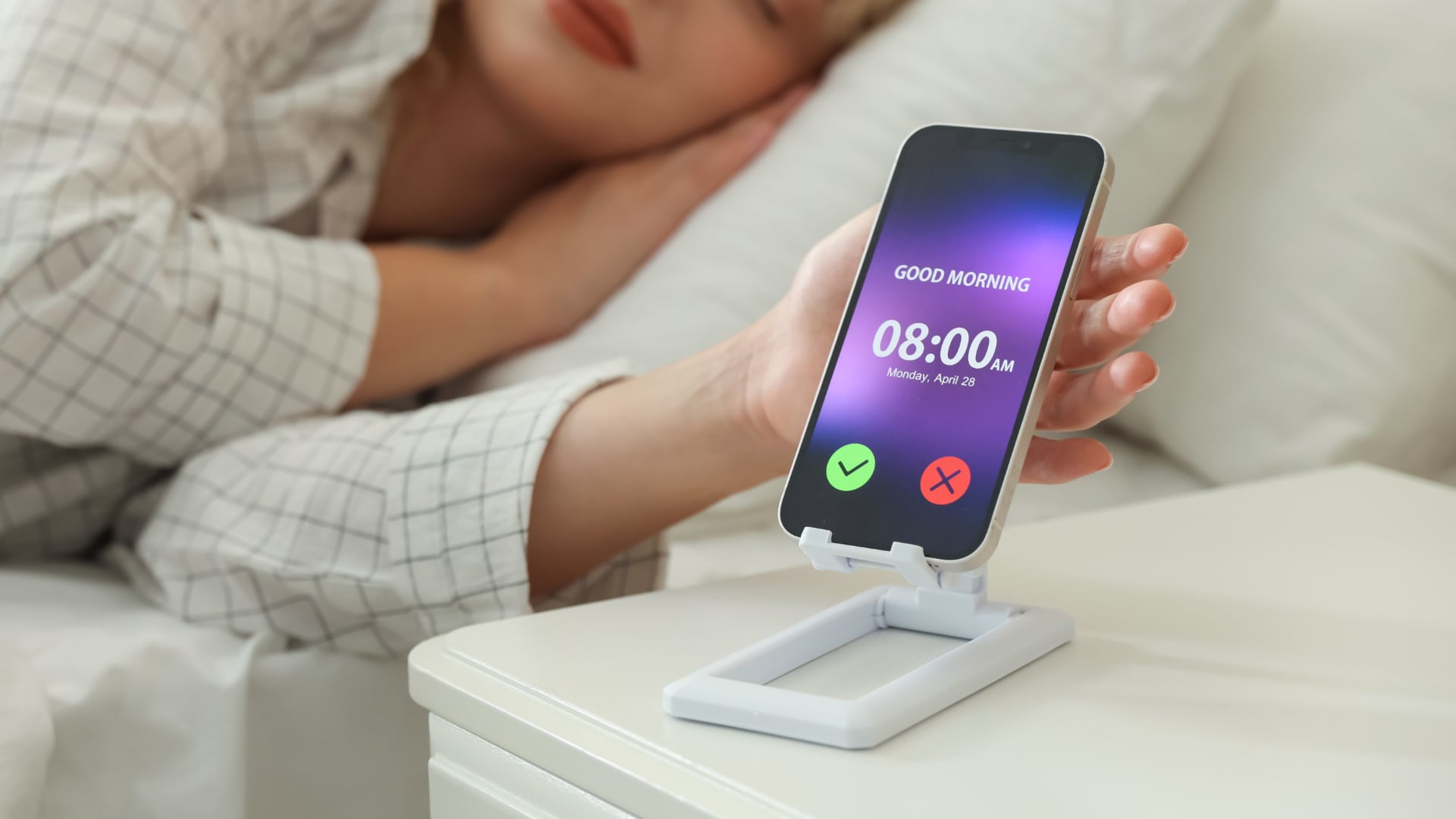 Investigaciones en sueños revelan que el celular carece de peso emocional suficiente para aparecer con frecuencia durante el descanso nocturno.