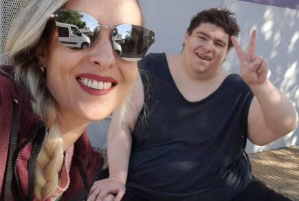 Verónica y su primo, Leandro, recuperándo el tiempo perdido. Foto: La Nacion/Argentina/GDA