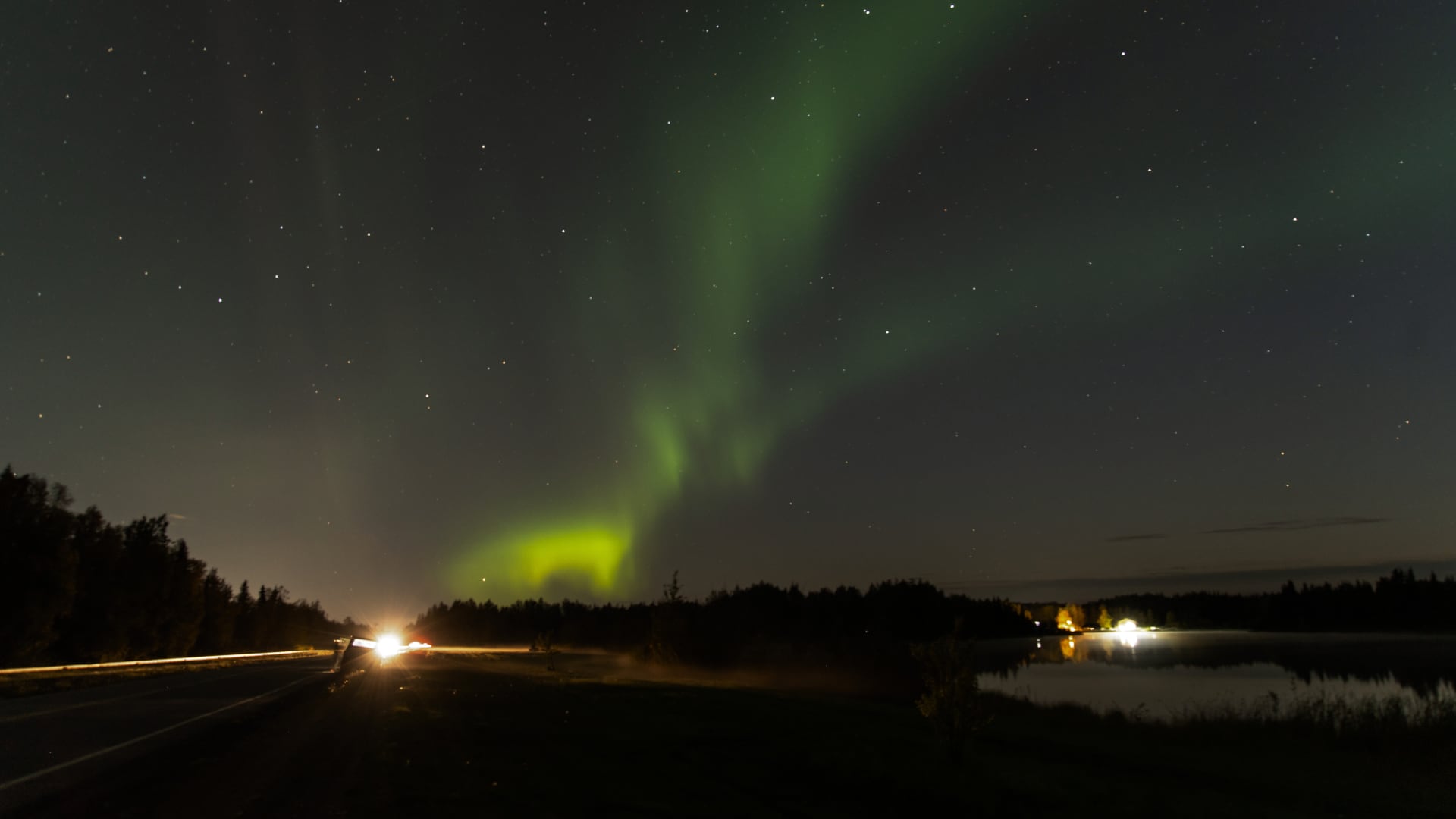 Utqiagvik en Alaska entró en la noche polar: más de dos meses sin luz solar directa, temperaturas extremas y espectaculares auroras boreales.