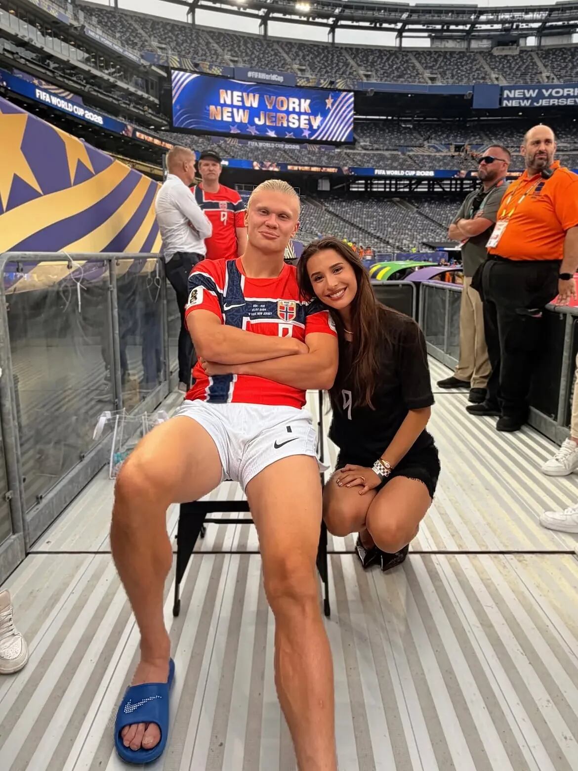 La pareja de Erling Haaland celebró en redes sociales la victoria de Noruega sobre Brasil y el avance de su selección a los cuartos de final del Mundial.