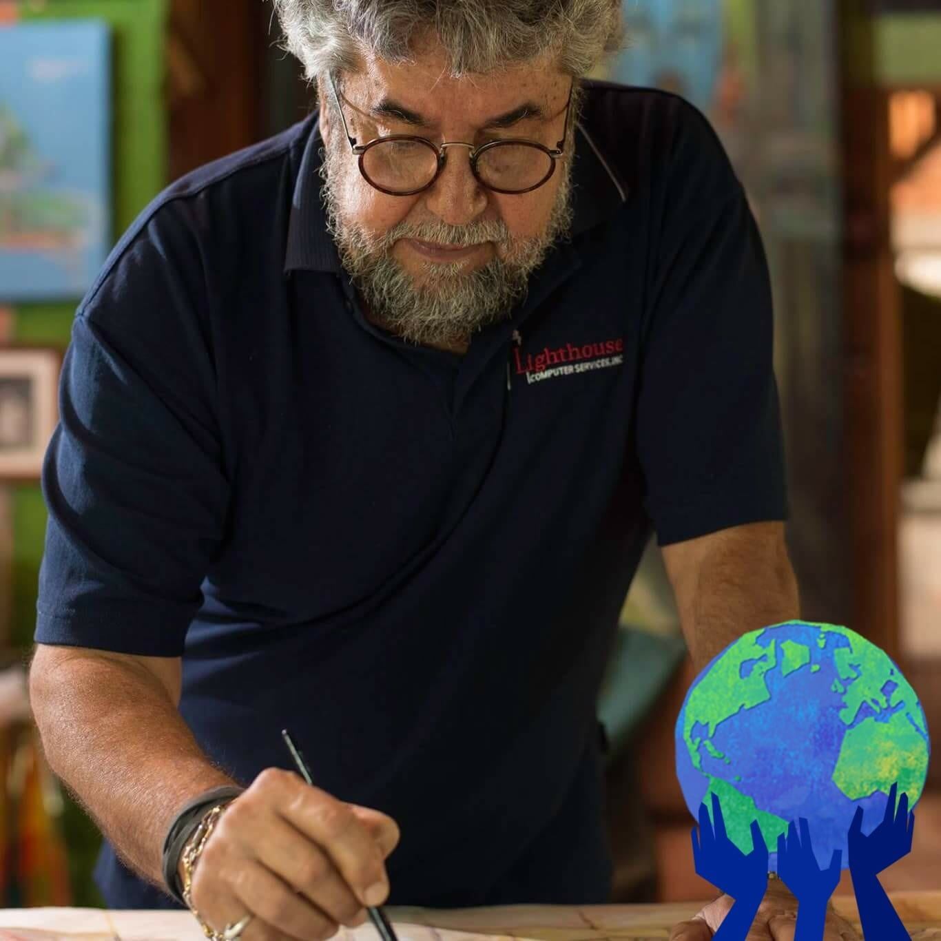 Fernando Calvo fue un escultor herediano destacado por sus obras de arte público.