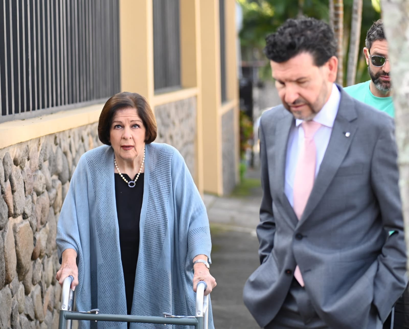 Pilar Cisneros acudió a la Fiscalía para rendir declaración indagatoria por el presunto financiamiento ilegal de la campaña del PPSD en 2022.