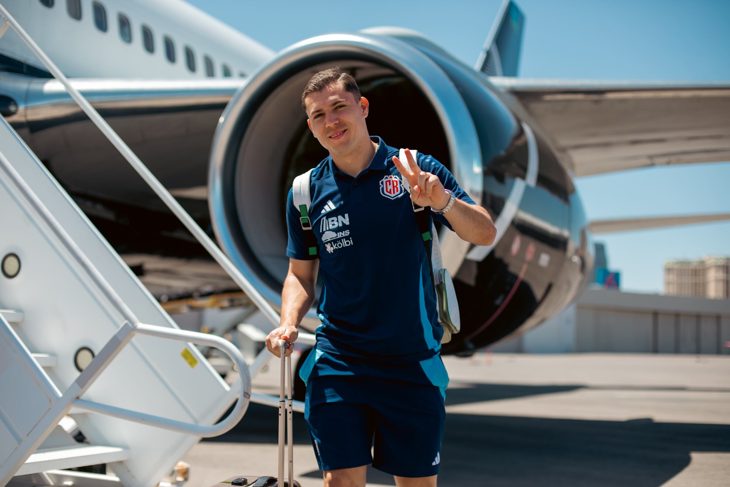 Carlos Mora arribó a Las Vegas con la Selección de Costa Rica para el partido del domingo contra México, en la Copa Oro.