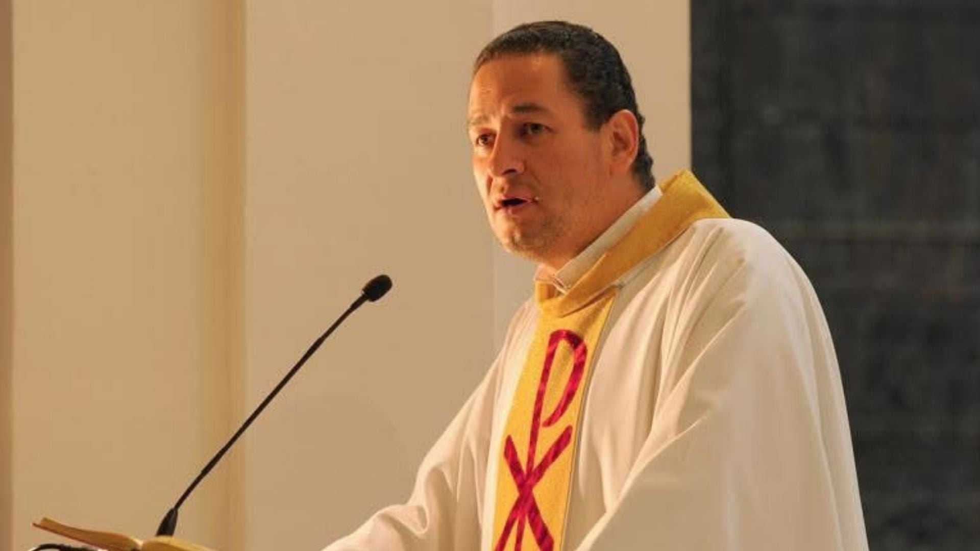 José Manuel Díaz, cura párroco de la Parroquia Nuestra Señora del Carmen en Goicoechea