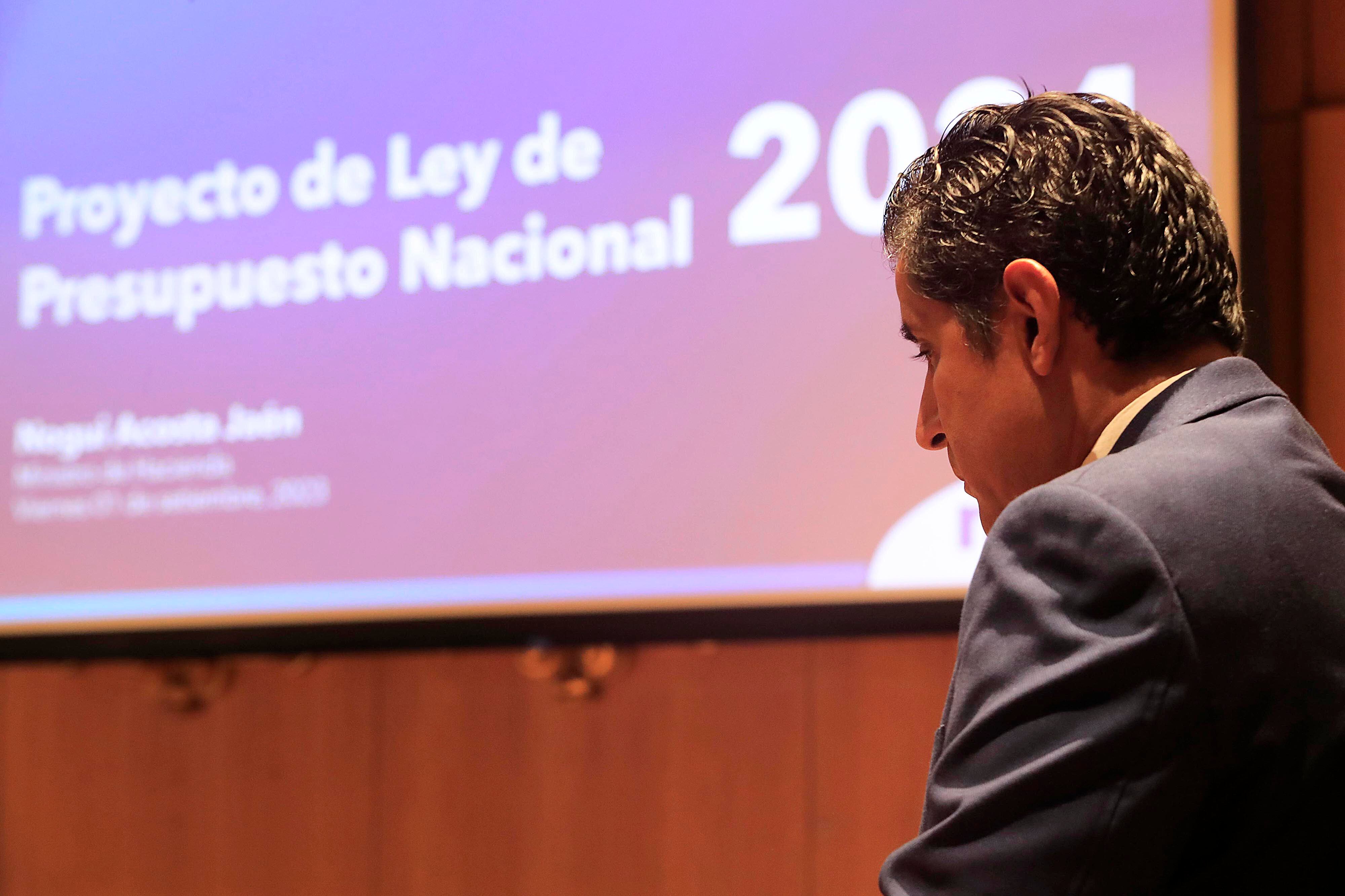 01/09/2023 Asamblea Legislativa. El ministro de Hacienda, Nogui Acosta, presentó el Proyecto de Ley Presupuesto Nacional 2024 al presidente de la Asamblea Legislativa, Rodrigo Arias, y a la presidenta de la Comisión de Hacendarios, Paulina Ramírez.