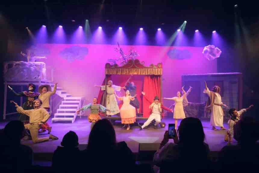 La Compañía Nacional de Teatro presentará "El Vivo y la Muerte", inspirada en Carmen Lyra, en Tarrazú y Dota.