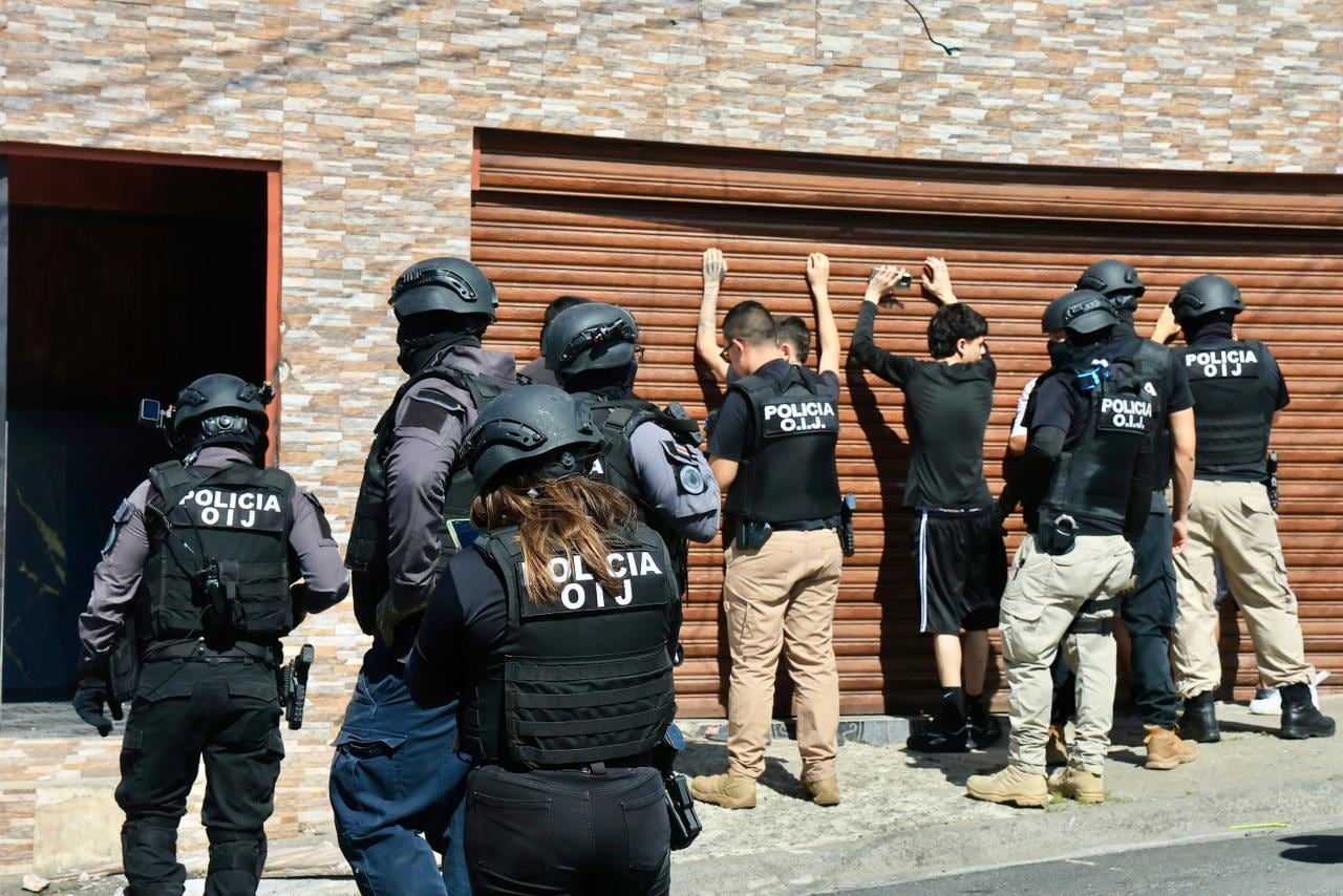 Allanamientos en Purral por presunta venta de drogas