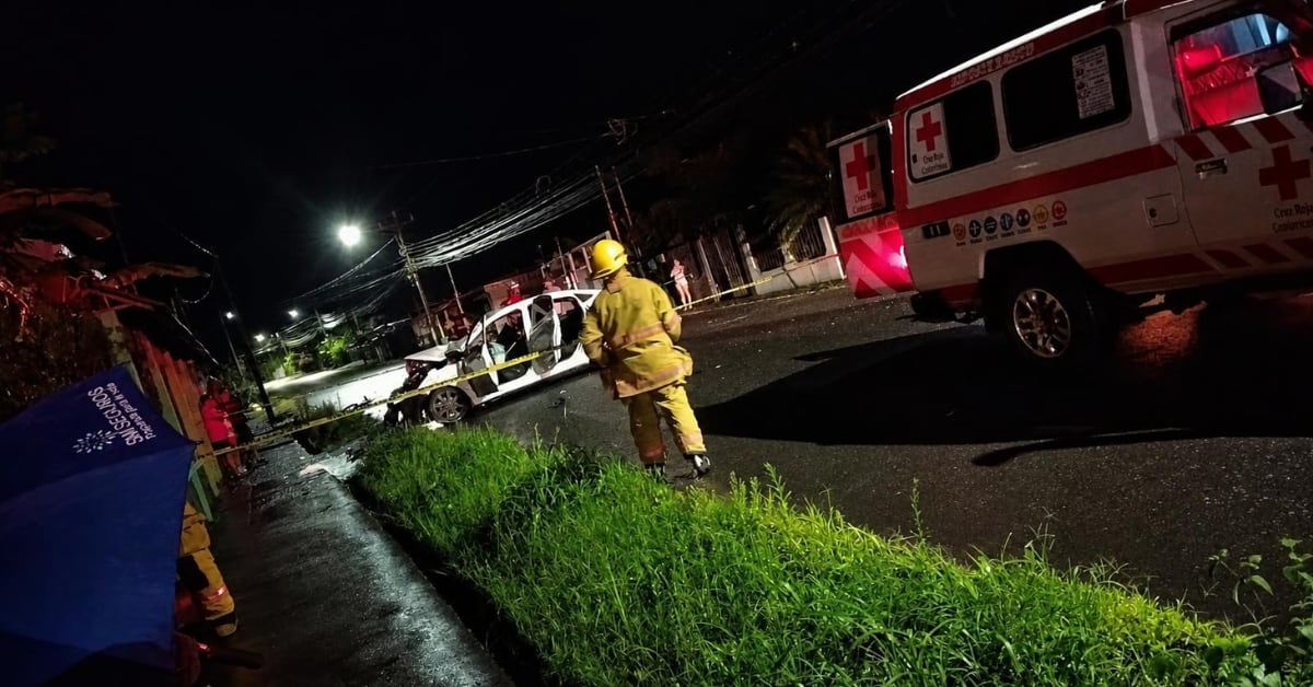Dos jóvenes, vecinas de Turrialba, son las víctimas mortales de un accidente este sábado por la madrugada.