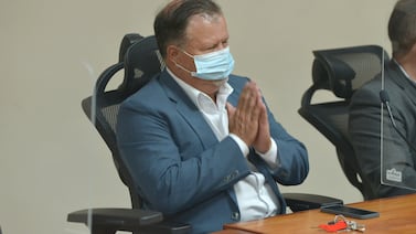 Exdiputado Abelino Esquivel condenado a 3 años de cárcel por solicitar libertad de pastor que abusó de menor