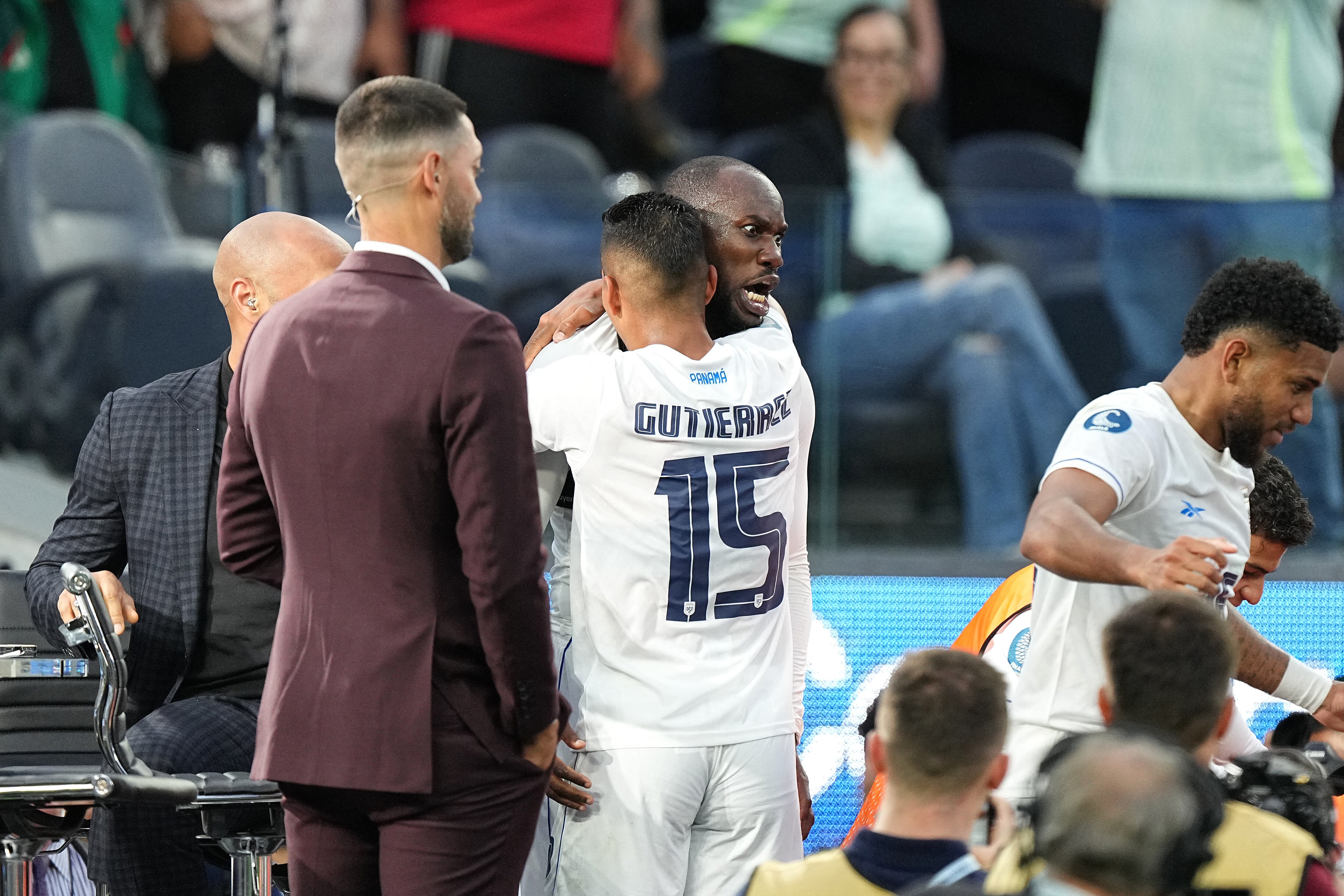 Cecilio Waterman festejo el gol que le anoto a Estados Unidos