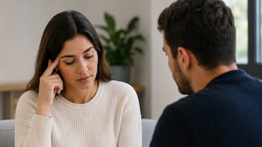 Qué revela la psicología sobre las personas que desvían la mirada al hablar y no por timidez