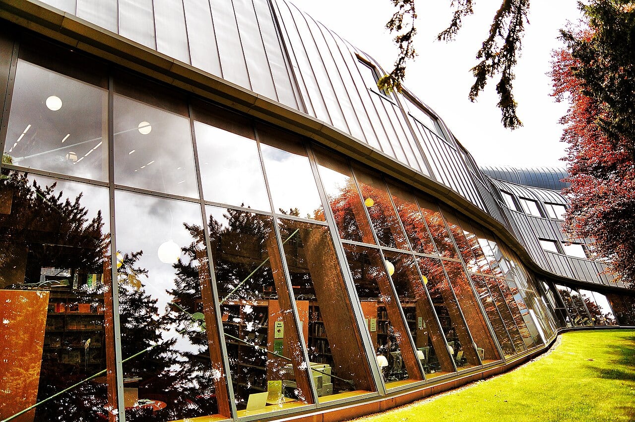 La biblioteca de la Facultad de Educación de la Universidad de Cambridge.