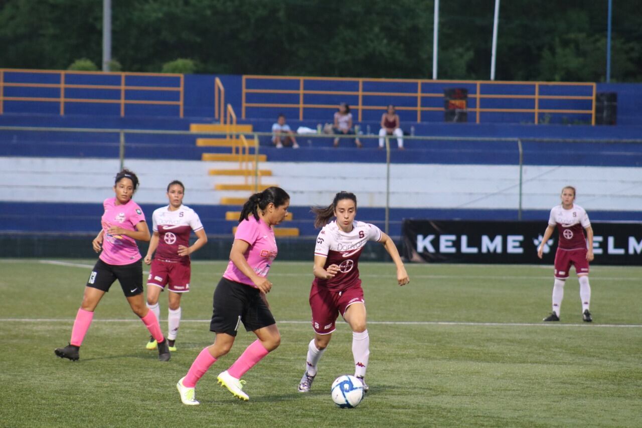 Saprissa y el Jewel Fury se enfrentaron esta tarde en el Estadio Nacional de Nicaragua. Foto: Cortesía Saprissa