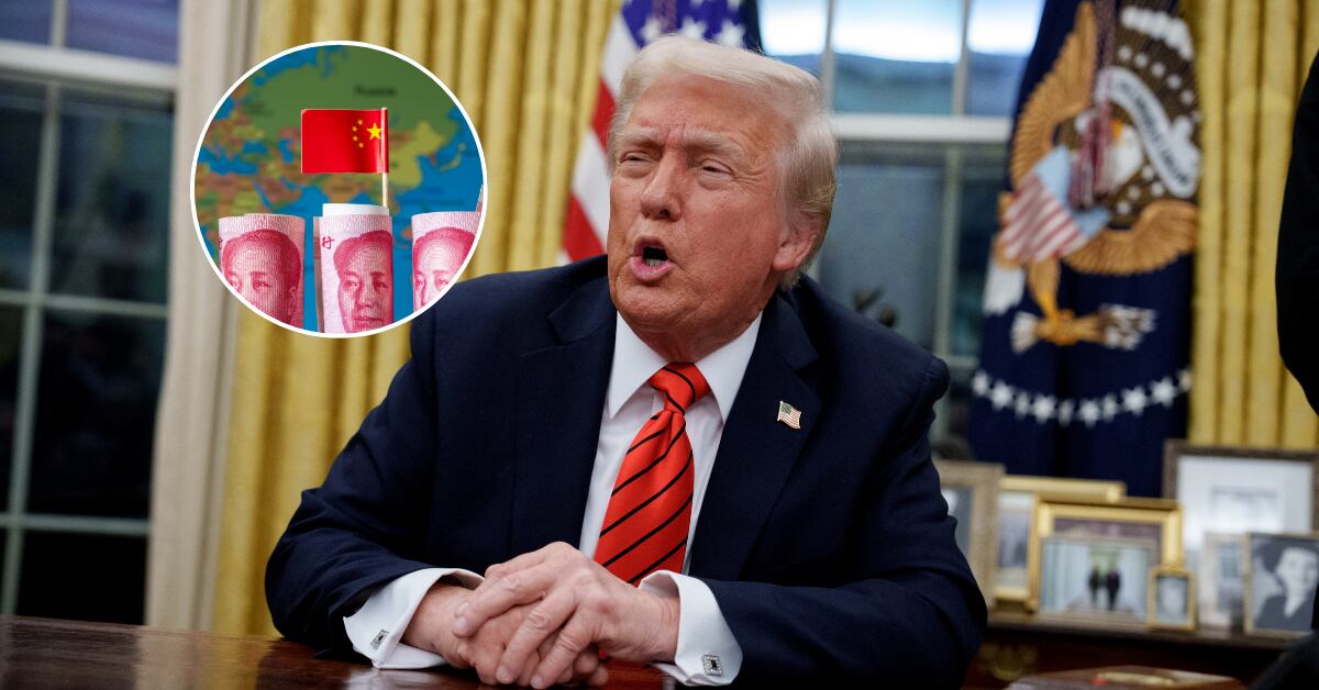 Un hombre de traje, habla mientras está sentado junto a un escritorio. Inserta una fotografía de un billete de yuan chino y una bandera china.