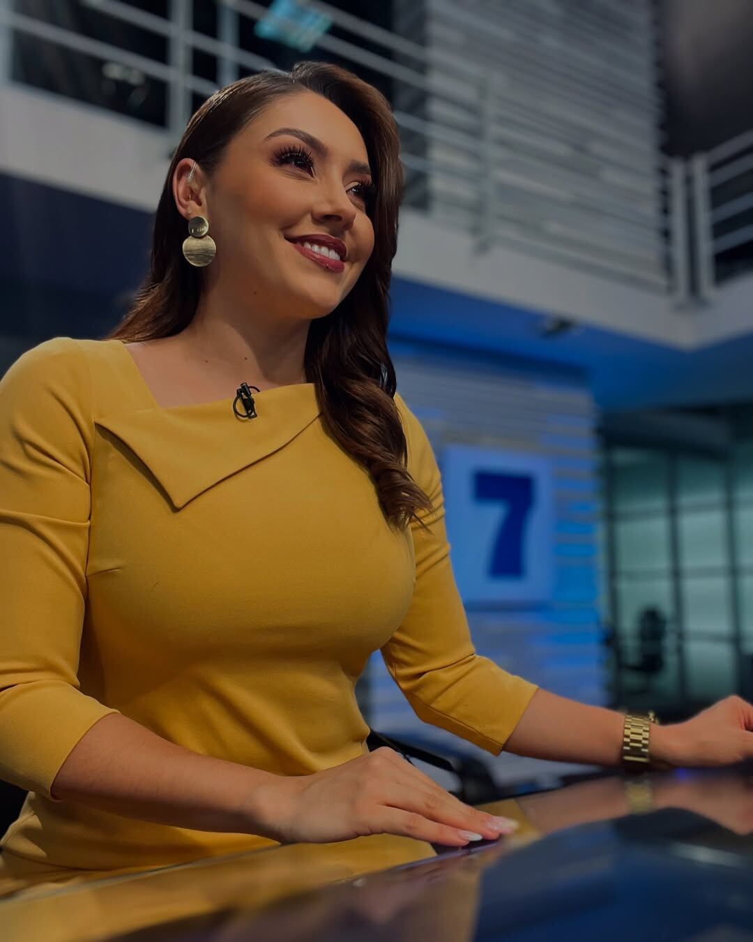 ¿Gloriana Casasola fuera de Teletica? Esto respondió periodista de canal 7