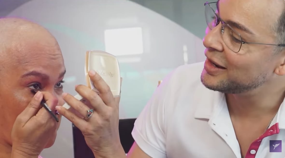 Angelrafael forma parte del video relanzamiento de 'Cantaré, cantarás'.