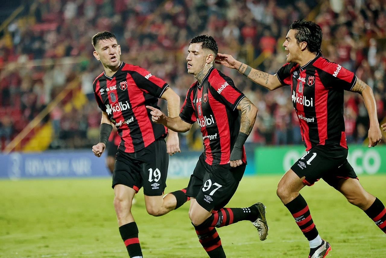 03/10/2024, Alajuela, Estadio Alejandro Morera Soto, partido de vuelta de los cuartos de final de la Liga Centroamericana de campeones entre Liga Deportiva Alajuelense y el Comunicaciones de Guatemala.