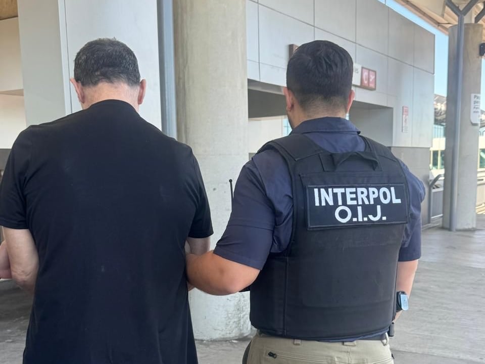 Hombre de apellido Orias fue extraditado a Estados Unidos para que responda por presunta comercialización de medicamentos alterados.