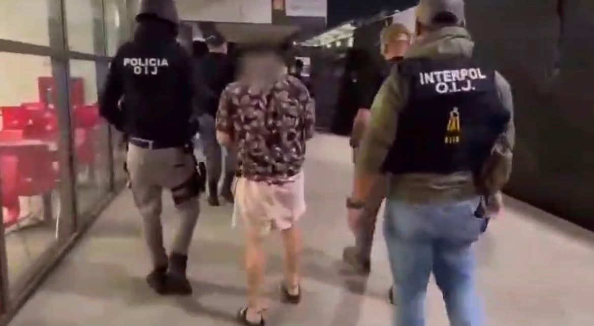 Tras ser detenido en Tamarindo, canadiense fue extraditado a su país por presunto narcotráfico