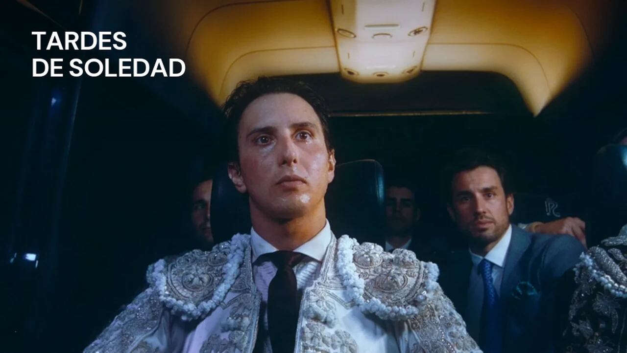 Tardes de soledad (2024) se puede ver en MUBI.