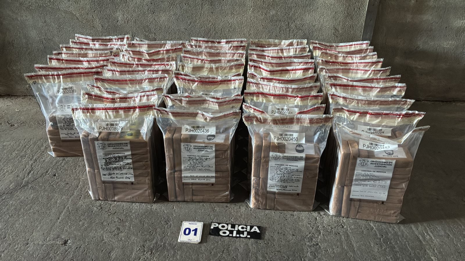 De momento no hay personas detenidas por este caso, que continúa en investigación por las autoridades.