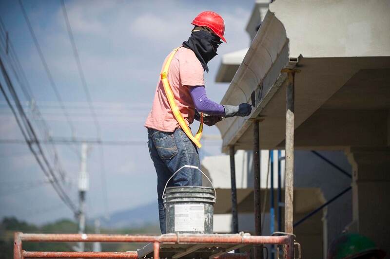Los seguros de caución se usan como garantía ante contratos que pueden ser de obras de infraestructura, empresariales, créditos o incluso como garantía para pensiones alimentarias.
