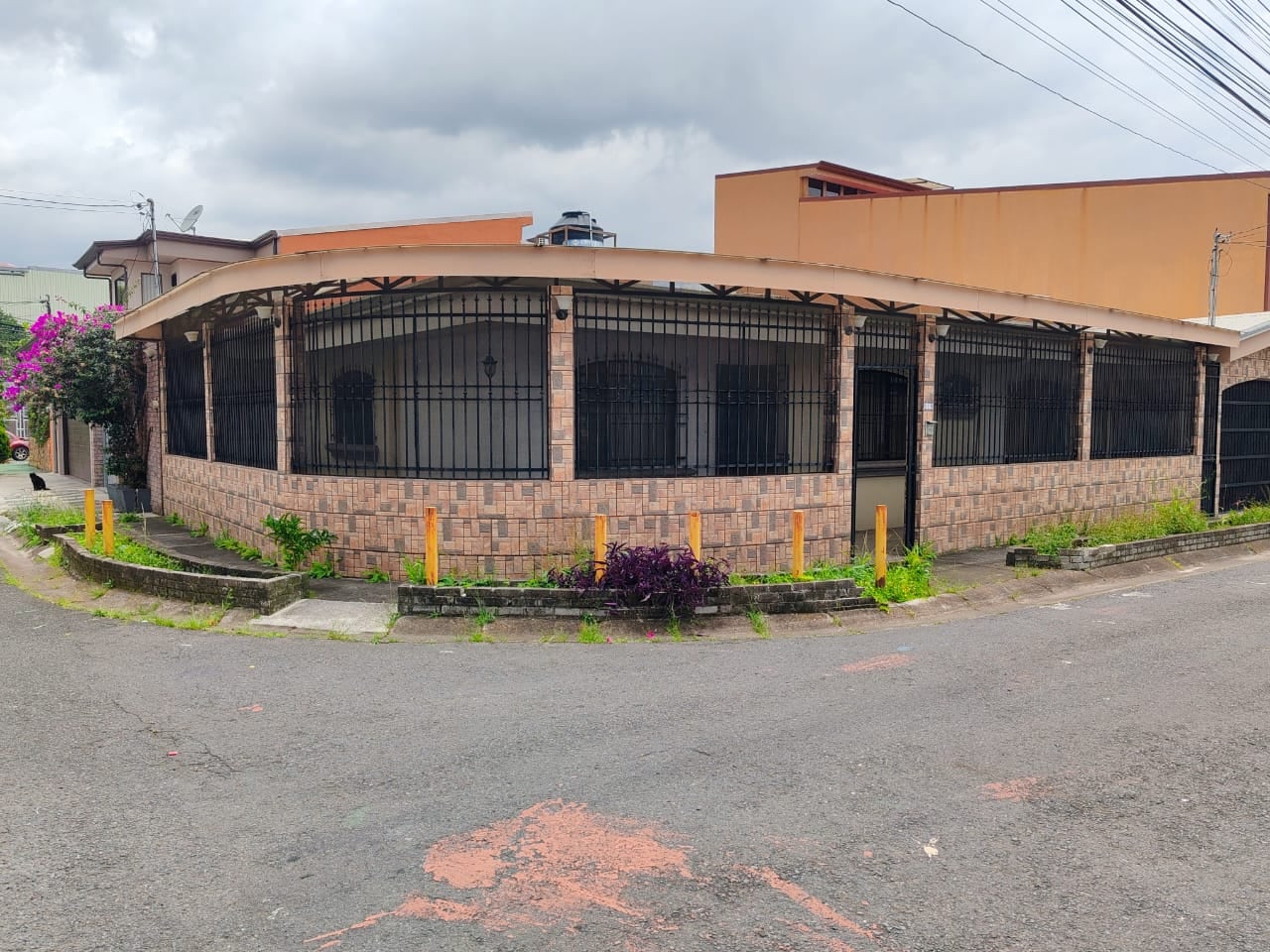 Viviendas y terrenos en todas las provincias se venden con rebajas de hasta 45% y financiamiento con tasa fija del 7,5% por cinco años.