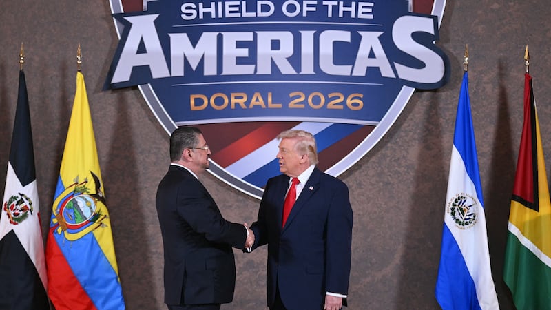 Editorial: La total opacidad del acuerdo migratorio firmado con Estados Unidos