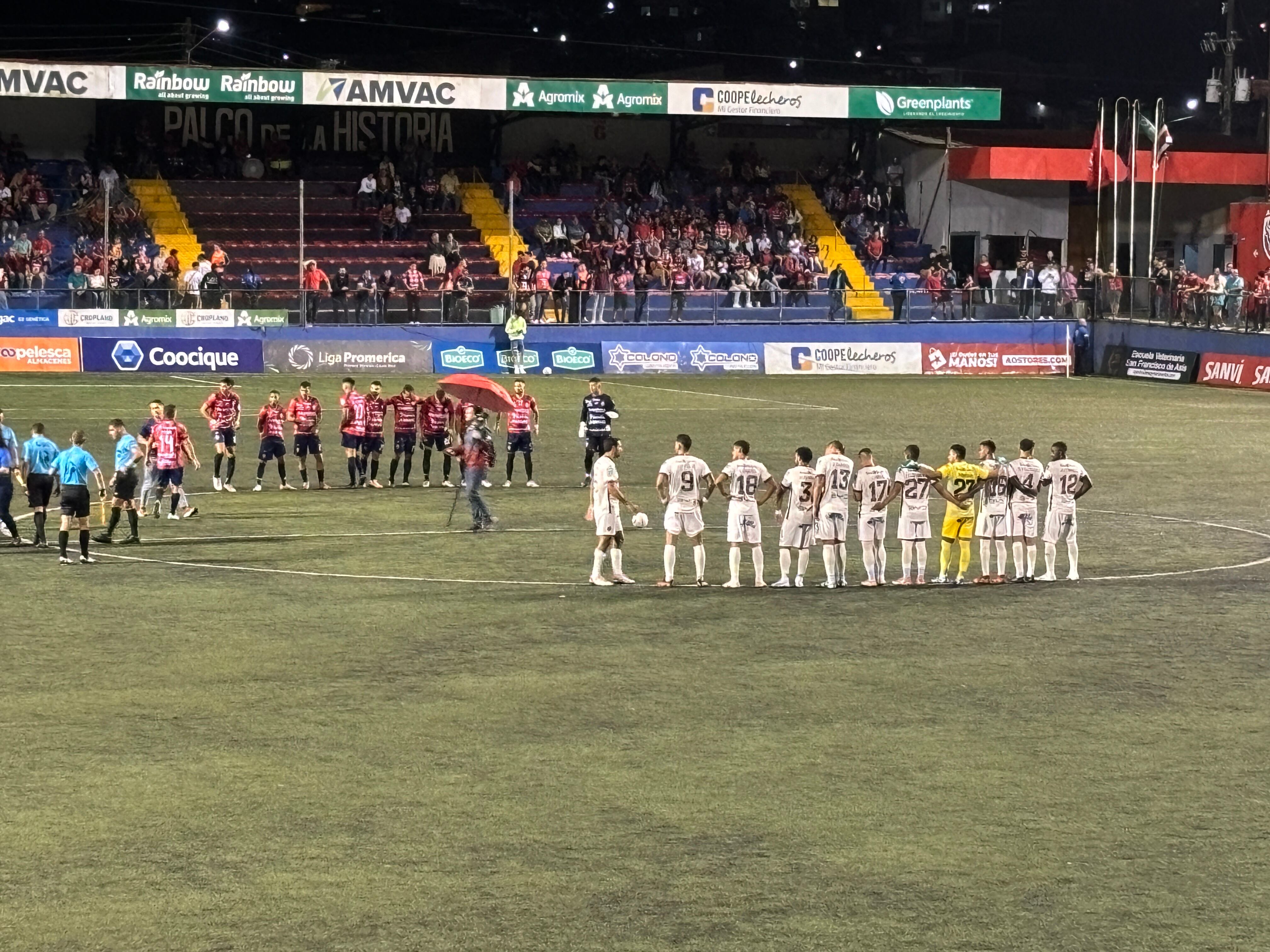 San Carlos y Liga Deportiva Alajuelense prometen un juego muy entretenido.