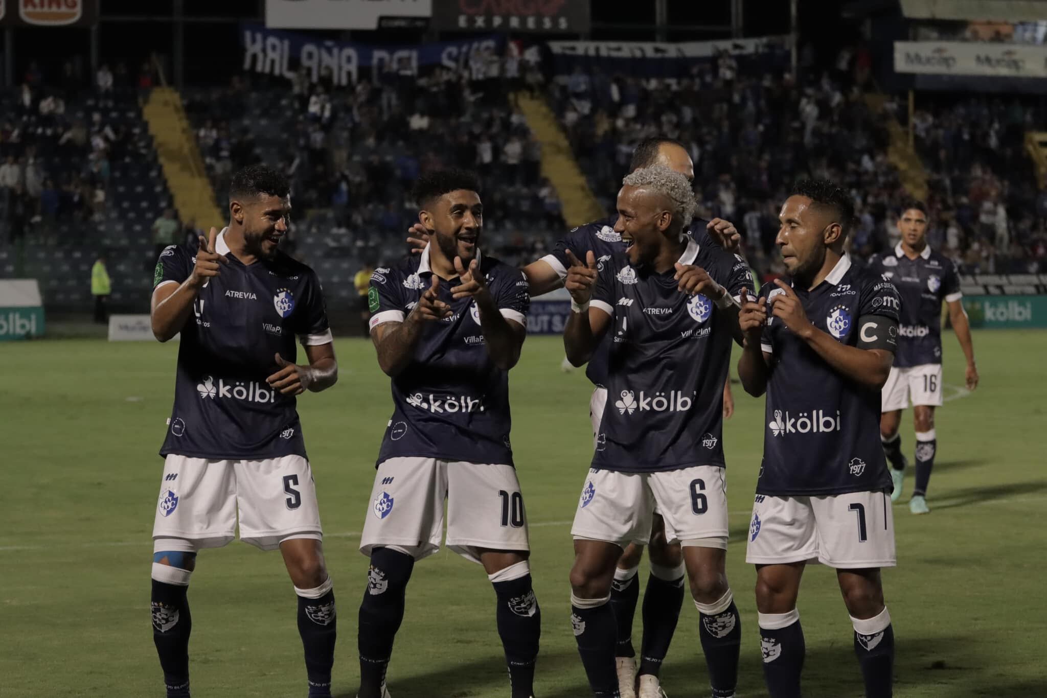 Cartaginés le sacó una sonrisa a su afición por su alta contundencia contra Santa Ana. Foto: Prensa Cartaginés.