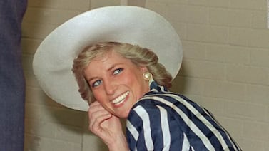 Hermano de la princesa Diana lanza en su libro fuertes acusaciones contra el rey Carlos y la reina Isabel