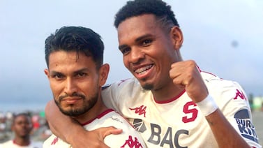 Hernán Medford aclara si le pidió a Orlando Sinclair jugar como Mariano Torres