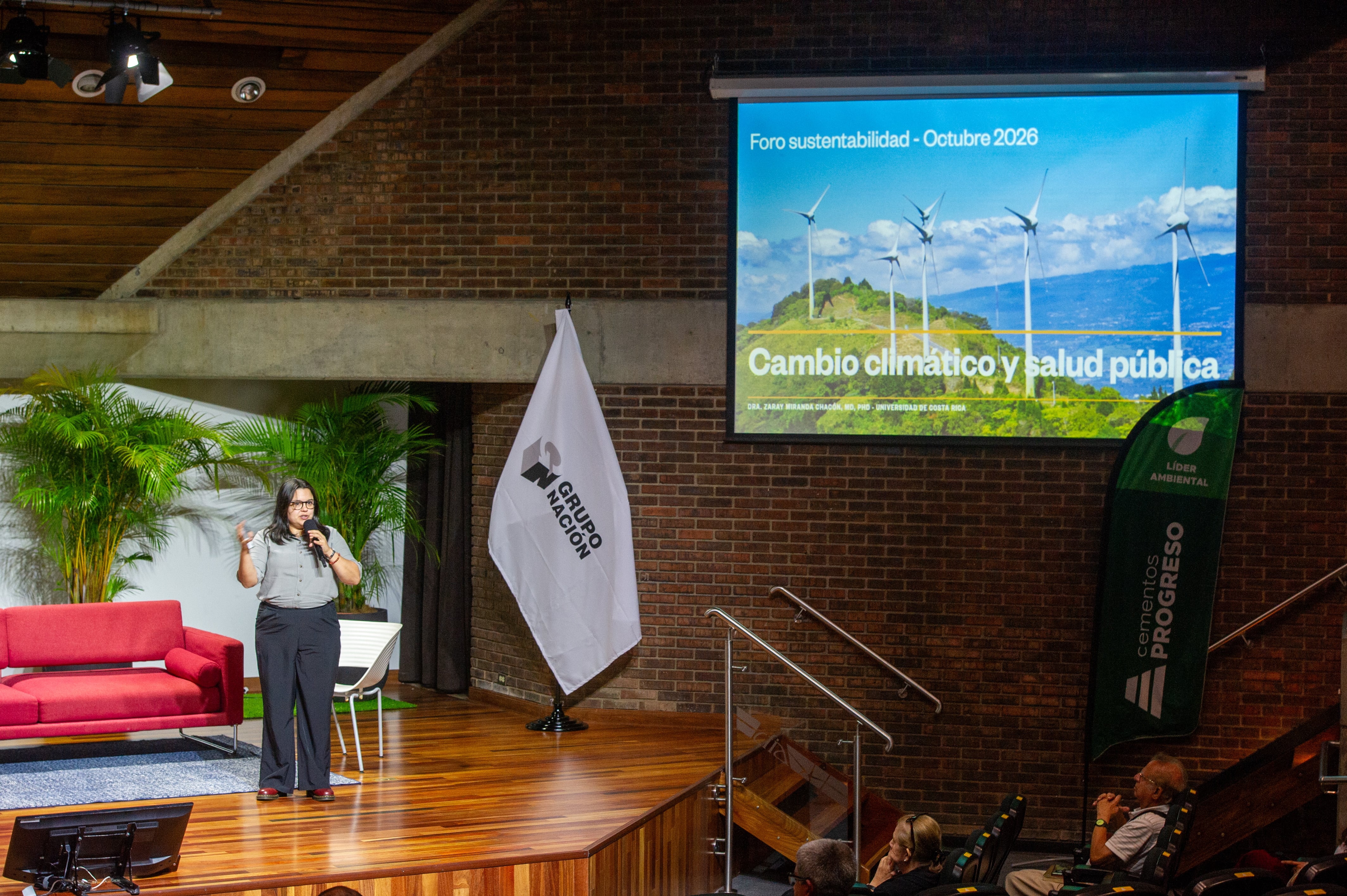 27/10/2026 EXPERIENCIAS LN, Colegio de Ingenieros y Arquitectos de Costa Rica, auditorio Jorge Manuel Brenes Oregón, Grupo Nación, Foro de Sustentabilidad De mitigar impactos a Regenerar valor, Los nuevos ejes de la competitividad empresarial, fotografía: Marvin Caravaca.
