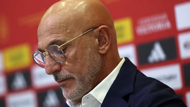 Una de las máximas figuras del fútbol español pide ‘perdón’ por aplaudir a Luis Rubiales