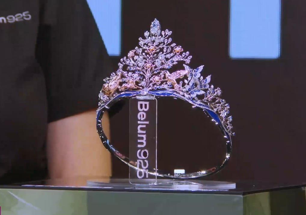 Esta es la corona que ganará la Miss Universe Costa Rica 2026 la cual está inspirada en el Parque Nacional Corcovado.